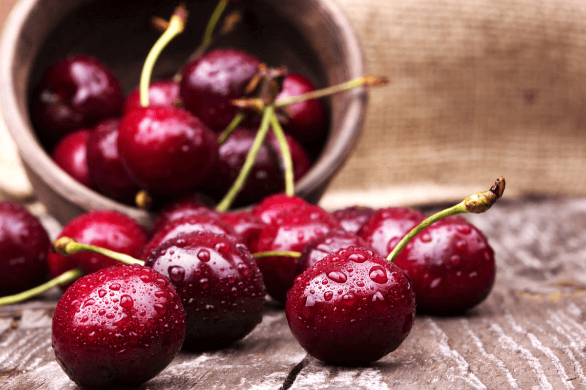 sweet and tart cherries